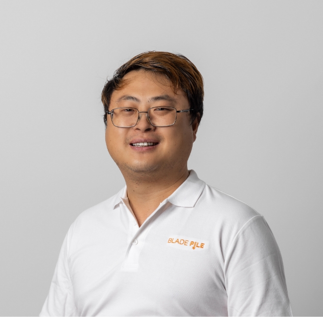 Dr. Jack Zhou Headshot